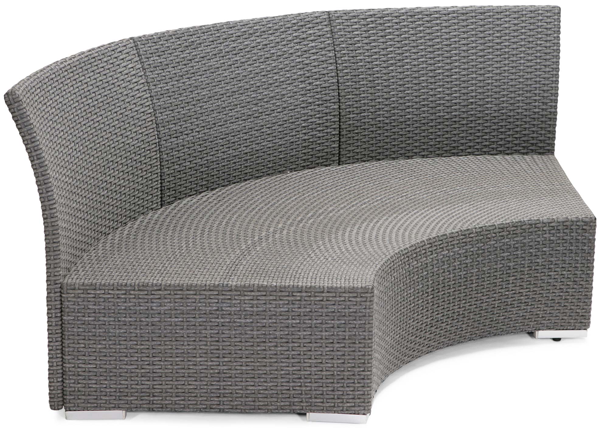 Полукруглый диван из ротанга