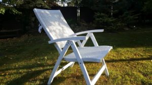 Фото -Кресло плетеное "Dream" white. Европейская мебель класса Otdoor. Обеденное раскладное кресло из ротанга искусственного белый цвет.