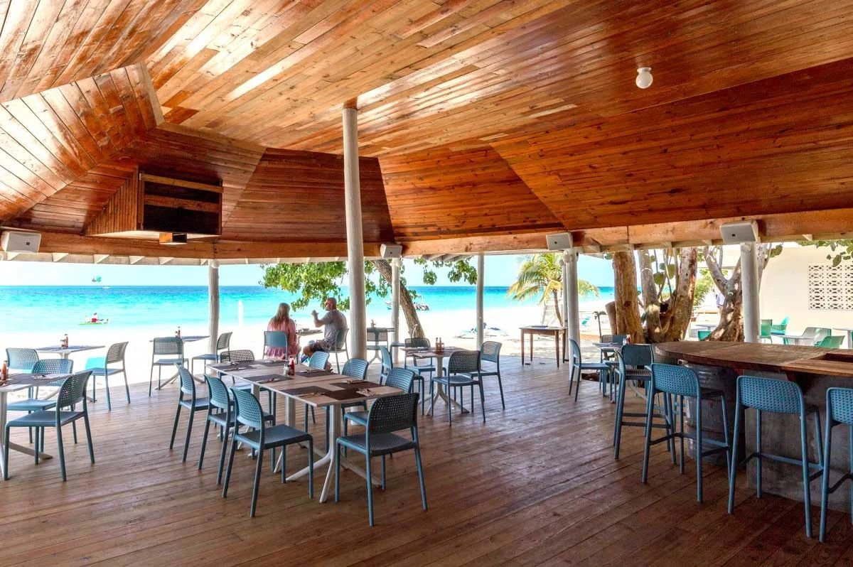 Стул пластиковый барный Lido, цвет тортора